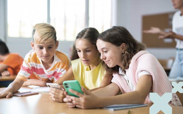 Activitat  del cicle derechos digitales de la infancia y la adolescencia